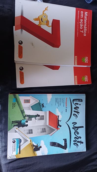 Livros escolares