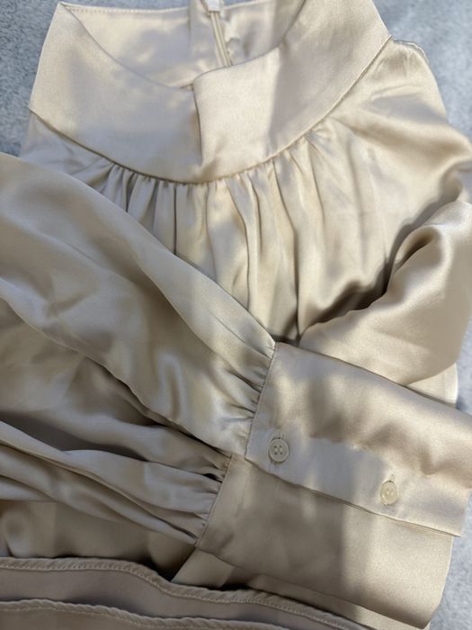 Сукні яскраві, святкові і наскожен день