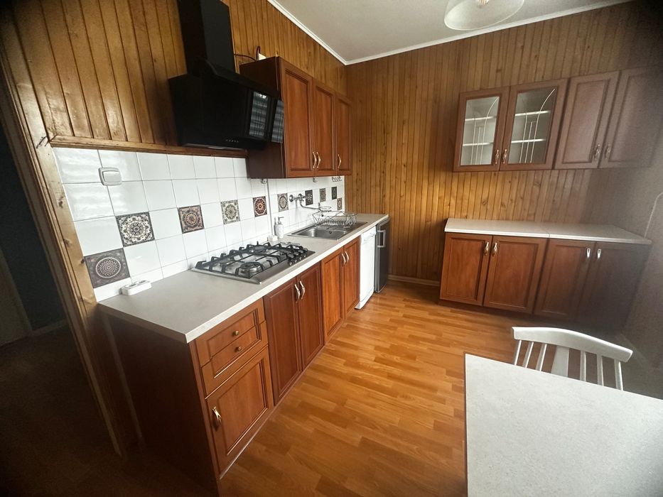 Wynajmę zadbane mieszkanie z drewnianym akcentem – Ursus