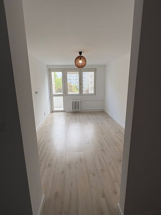 Sprzedam 2 pokoje 38 m² z oddzielną kuchnią ul. Ludna 11, Warszawa-Powiśle. Po remoncie. - Widok 2