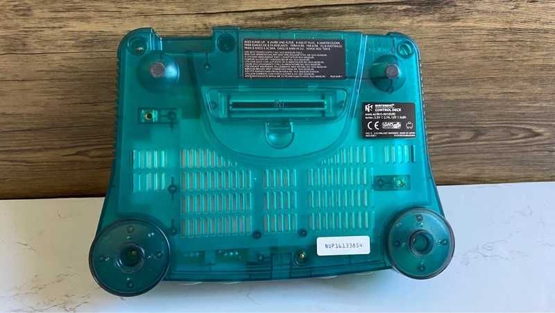 Consola PAL Nintendo 64: Ice Blue