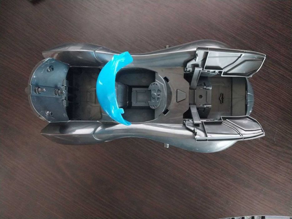 Іграшковий Бетмобіль