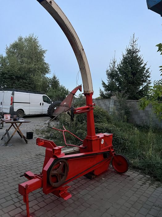 Продам навісний силосний комбаїн