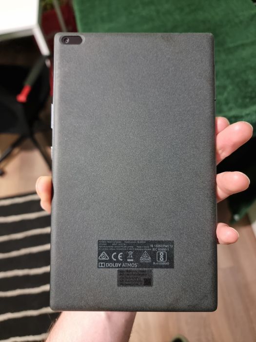 Używany Tablet Lenovo 4 TB-8504X