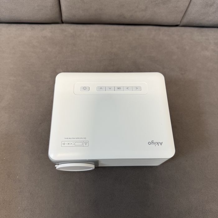 Міні проектор AKIYO O1