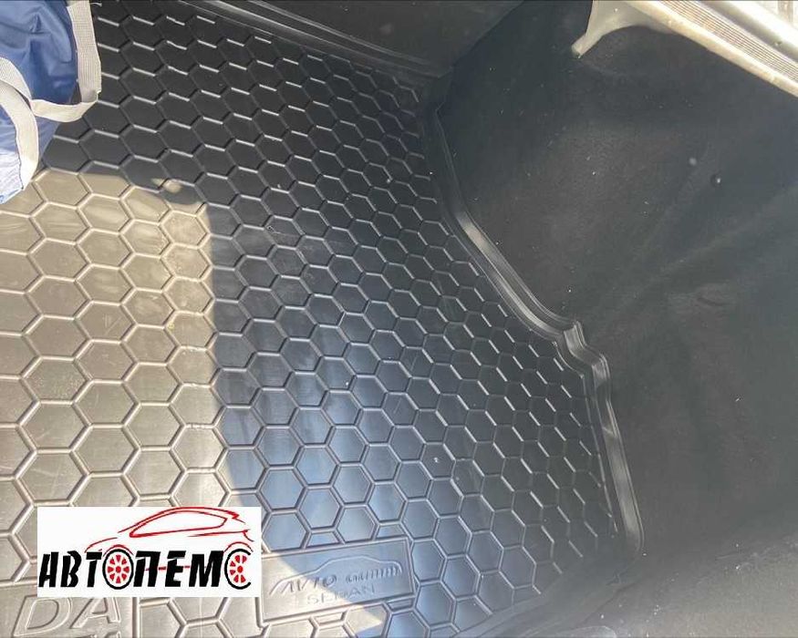 Коврик в багажник ВАЗ Largus Vesta XRAY  2190 2170 71 72  2110 11 12