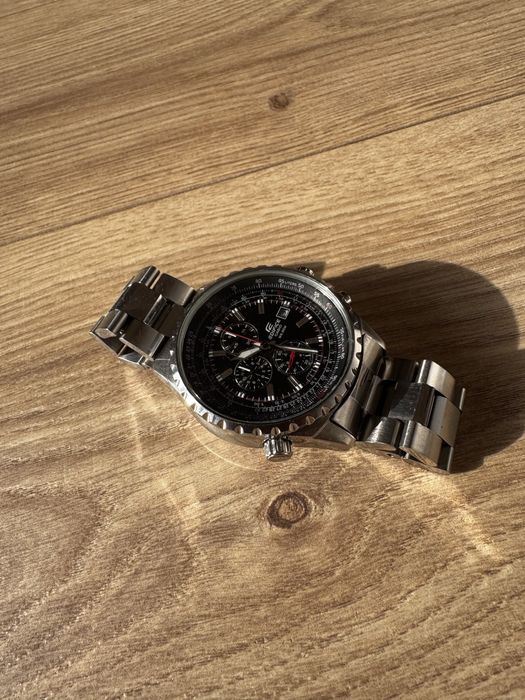 Zegarek casio edifice EF527