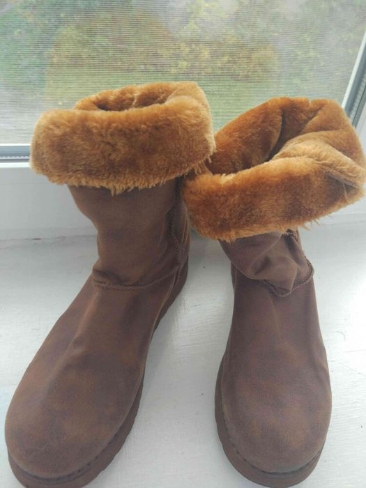 Зимові сапоги угі Sketchers  р 39