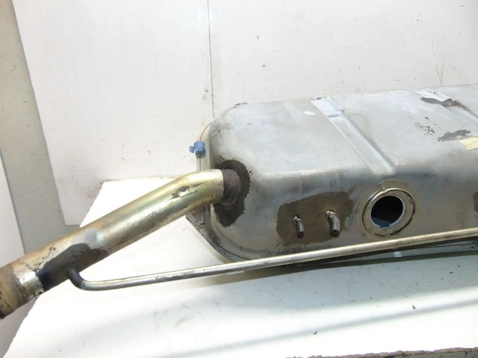 Renault 18 depósito gasolina