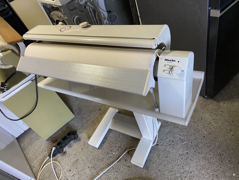 Прасувальний гладильний Каток B 895 B 866 (Miele ) Паровий