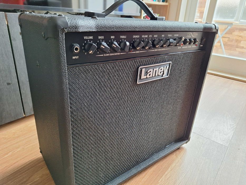 Combo para guitarra Laney LX-65
