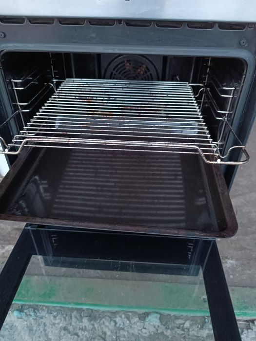 Електроплита Privileg