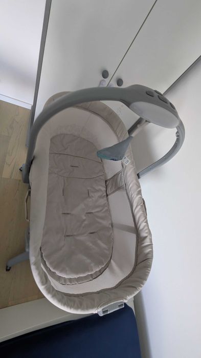 Chicco Baby Hug 5w1 łóżeczko gondola krzesełko