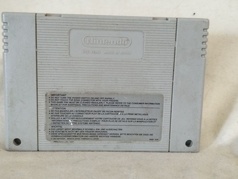 Mortal Kombat II для консоли Super Nintendo (SNES).