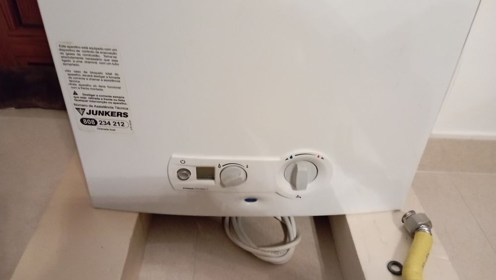 Esquentador ventilado Junkers 17 litros bom estado de conservação