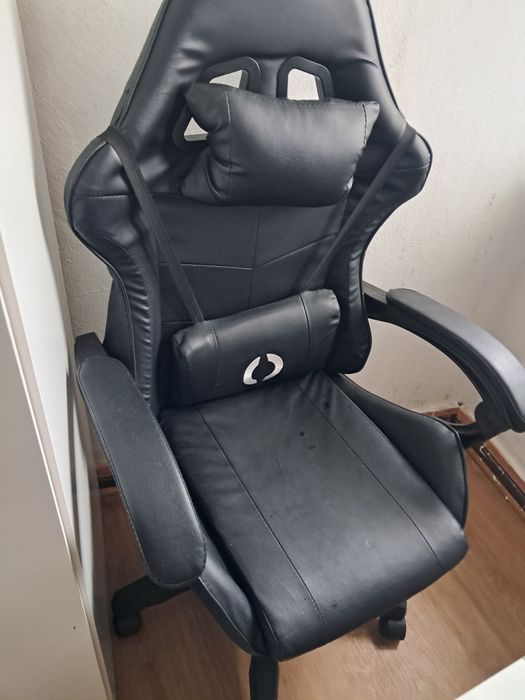 Cadeira quase nova gamming
