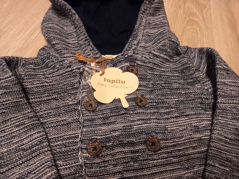 Sweter niemowlęcy z metką!