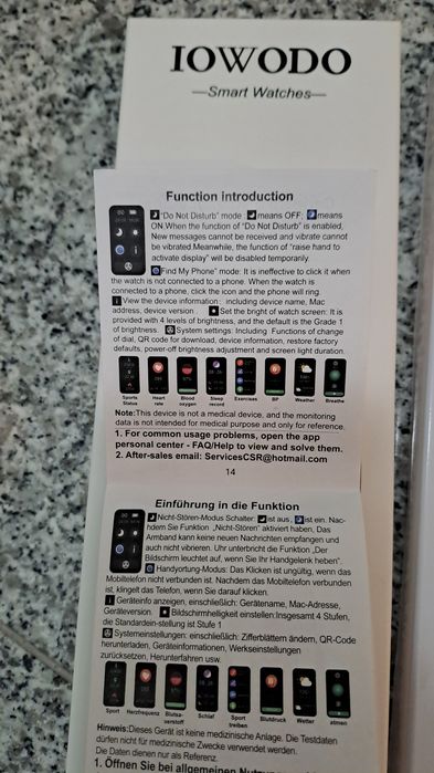 Smartwatch com 2 braceletes - Disponível
