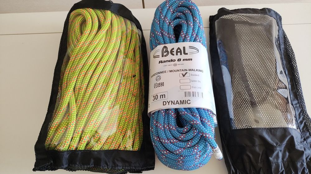Sprzedam, linę wspinaczkową dynamiczną BEAL standard 8mm. Długość 30m. Darmowa wysyłka.