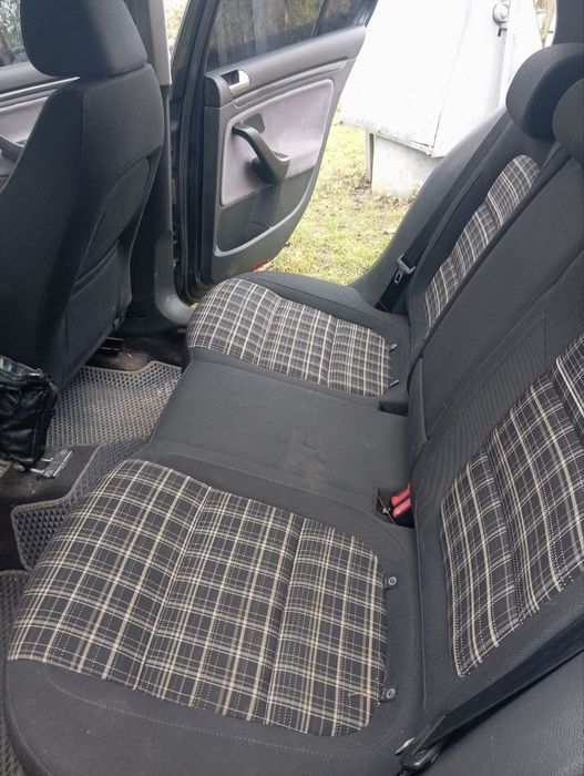 Гольф 5 2.0 тді  2005 рік