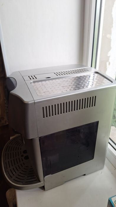 Кавоварка Delonghi Magnifica Pronto