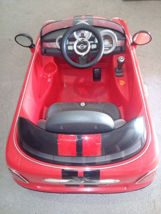 MINI Cooper a bateria COMO NOVO