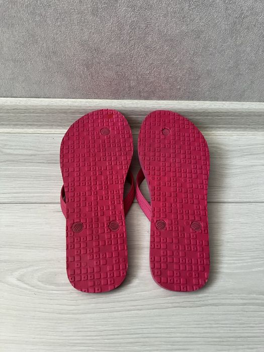 Оригінальні вʼєтнамки Adidas, US 7-8