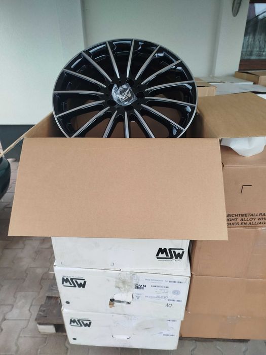 A853#Alufelgi Nowe 18" 5x112 Et 48 7,5J Audi: A3, A4, A5, TT, Q3