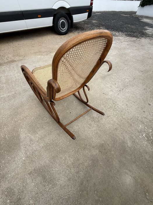 Cadeirão De Baloiço Thonet