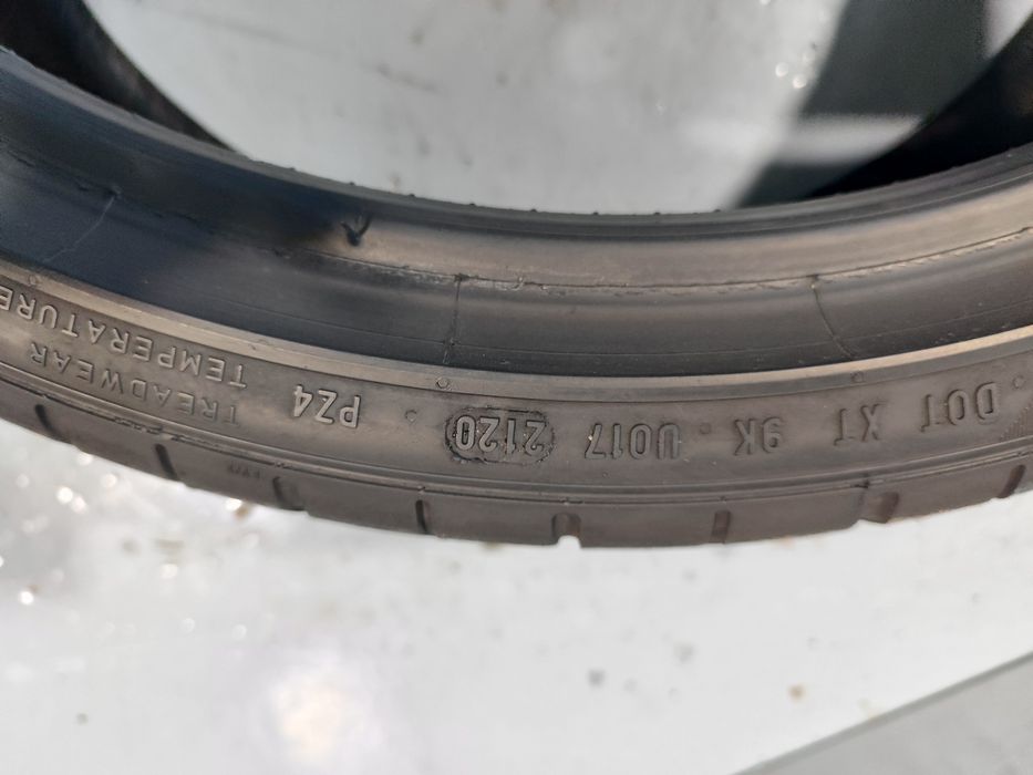 2 pneus semi novos 235-35R20 Pirelli - Oferta dos portes