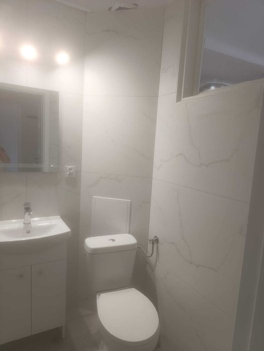 duża kawalerka z balkonem w centrum do wynajęcia