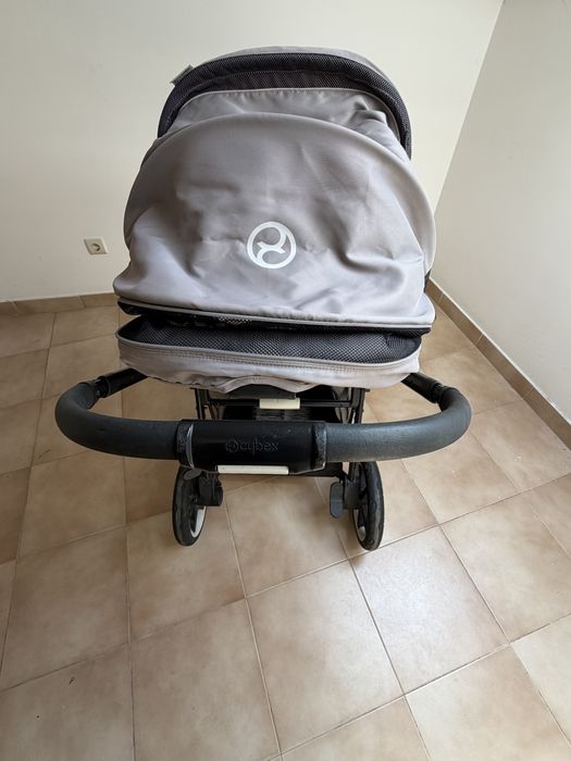 Carrinho Bebe Cybex Balios M – Preto/Cinzento – 140€