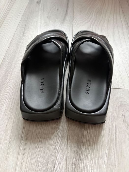 Klapki Furla r. 38