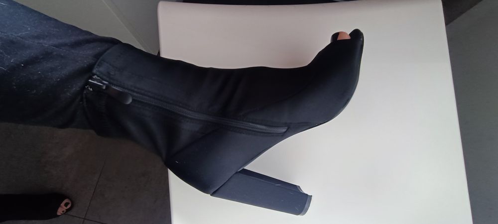 Botki satynowe 39 bez palcu