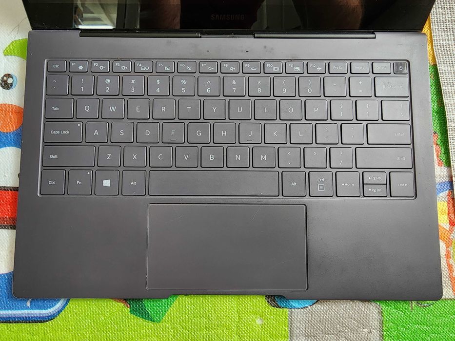 Samsung Galaxy Book S SM-W767V Snapdragon 8CX / 8GB SSD 256GB / LTE /