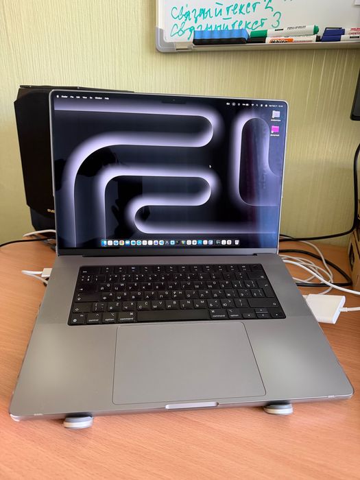 macbook pro m1 16 512 - Купить электронику - Цены на OLX.ua