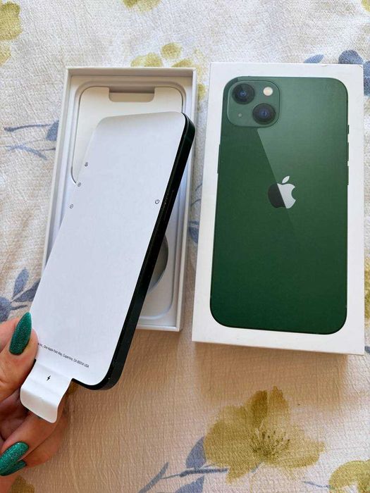 Iphone 13  128GB   б/в