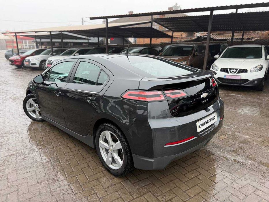 Chevrolet Volt 2014 плагін,гібрид