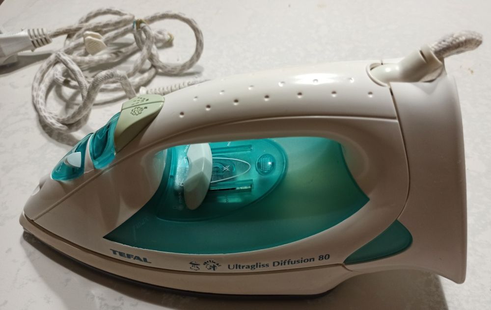 Утюг Tefal Ultragliss Diffusion 80