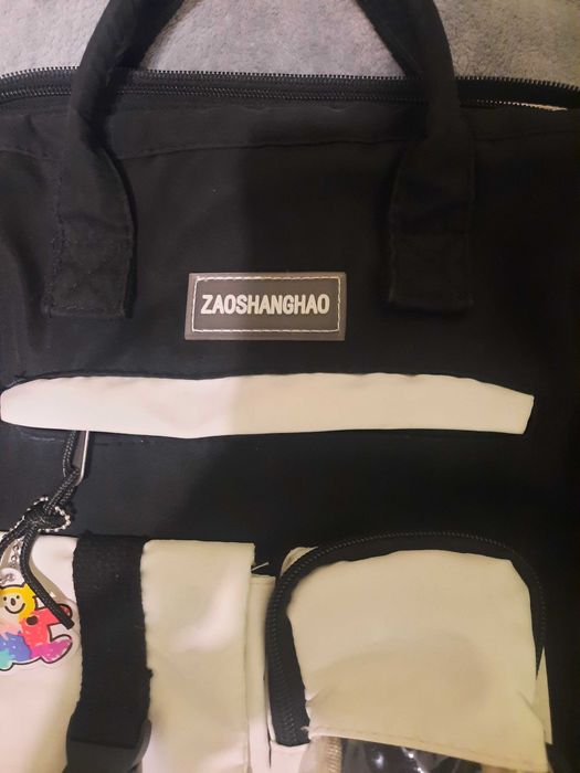 Рюкзак девочке, в школу