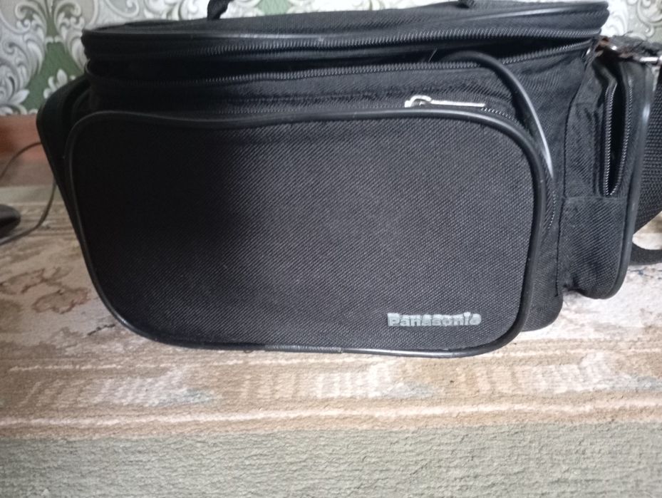 Видеокамера Panasonic nv rz2en комплектная