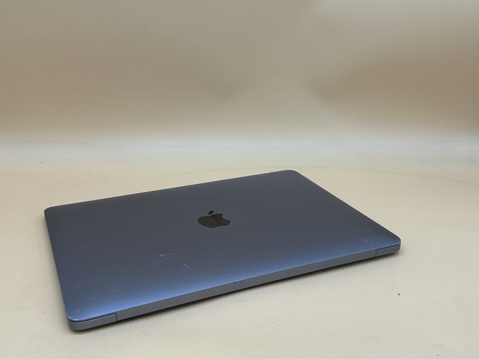 Macbook air 2018 8gb i5