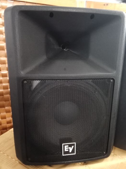 Colunas Passivas Electrovoice