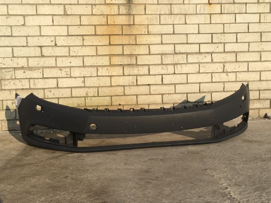 Передний Бампер на Volkwagen ( фольксваген ) СС 12-16 3C8807221F GRU