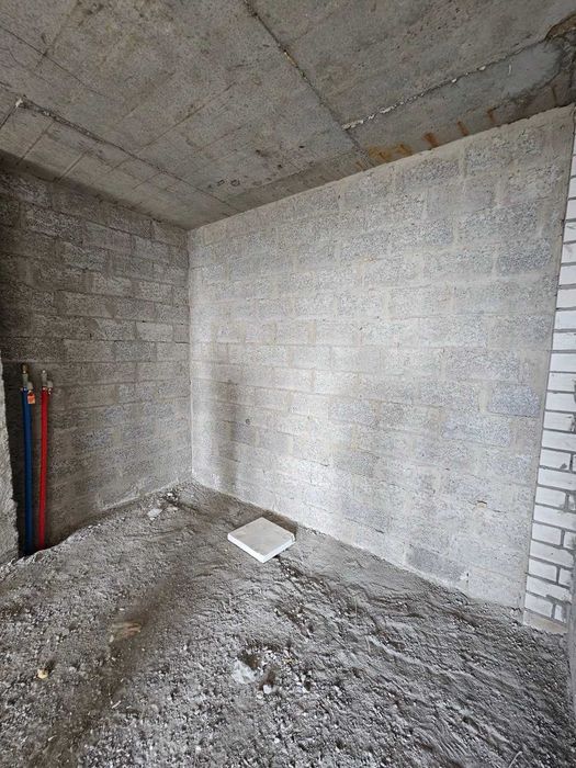 Продається видова 2 кімнатна квартира в центрі міста!