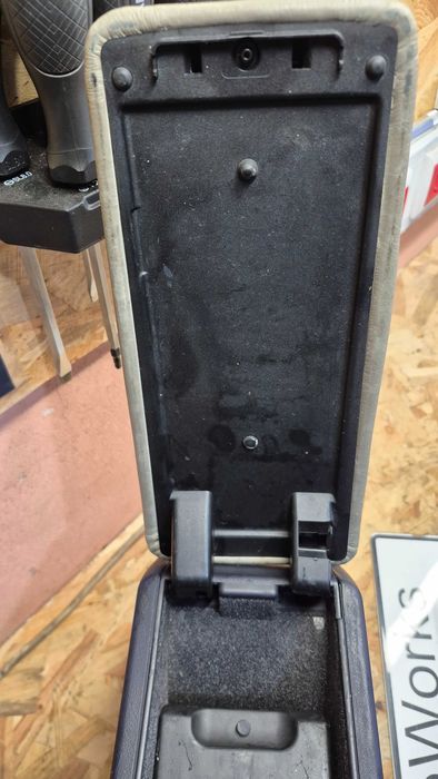 Consola Central com Apoio de Braço Audi A4 B5 8D Pré-Facelift 1995 a 1999 Original