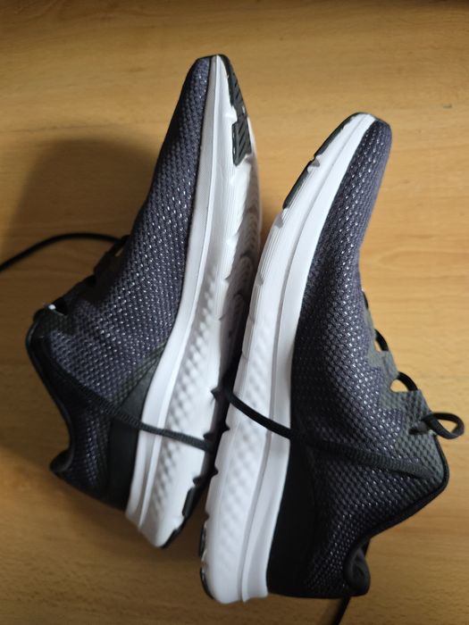 Jak nowe r.44(28cm)Under Armour Charged Impulse 3.