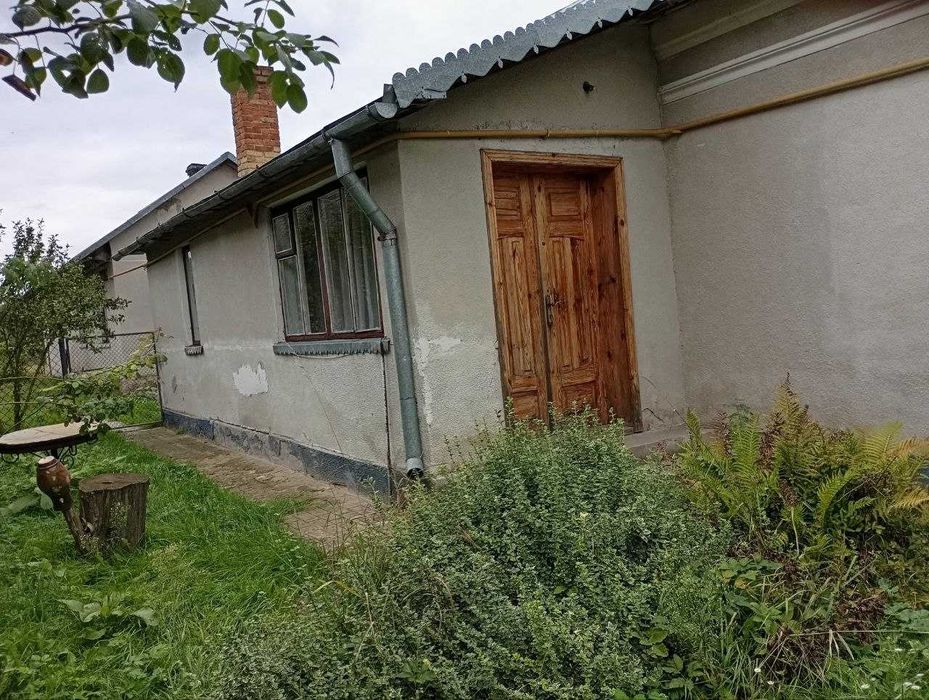 Продається будинок у м.глиняни