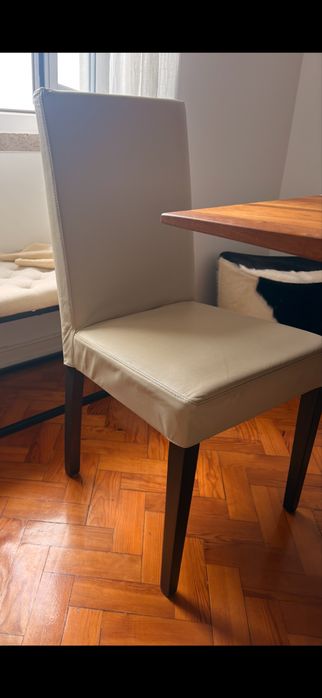 6 Cadeiras de pele creme AREA Store