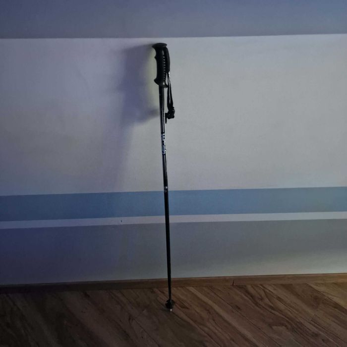Jedna sztuka kijka narciarskiego Woosh 130 cm